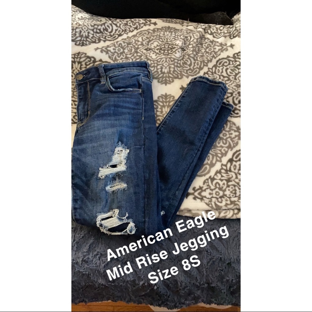 American Eagle Mid Rise Jeggings